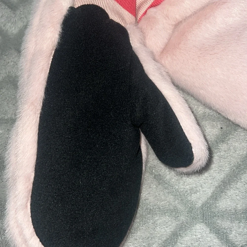 Nike Mittens Faux Fur Women’s Medium/ Large Pink Fuzzy Winter Outdoor Gloves NWT